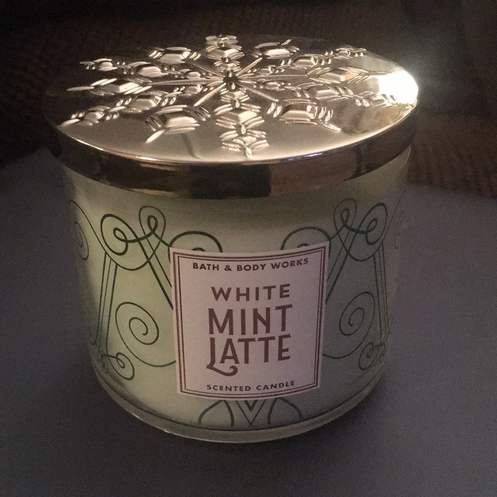 White Mint Latte Candle